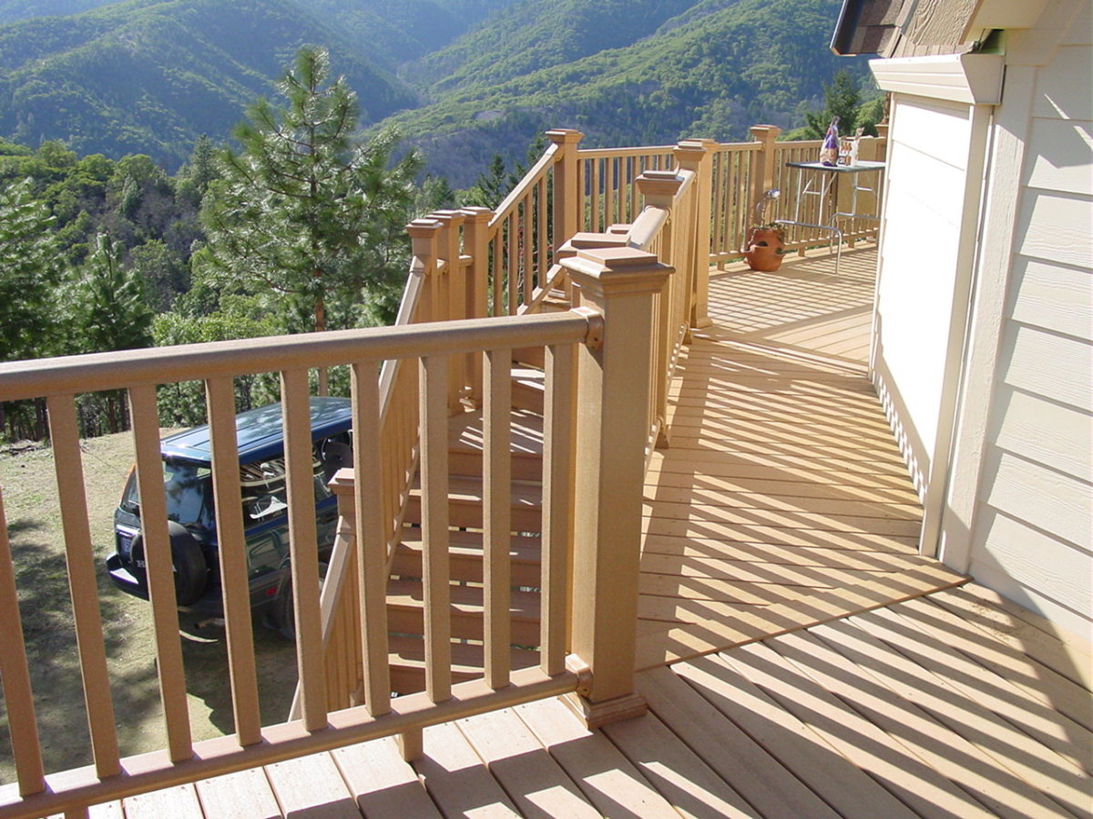 Light wood-light trex wrap around deck and stairs